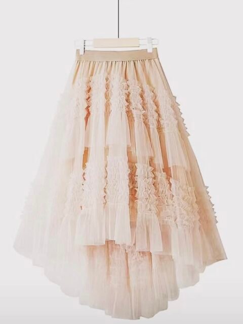 Cascade Flow Veil - Creamy - Layered Mullet Tulle Skirt
